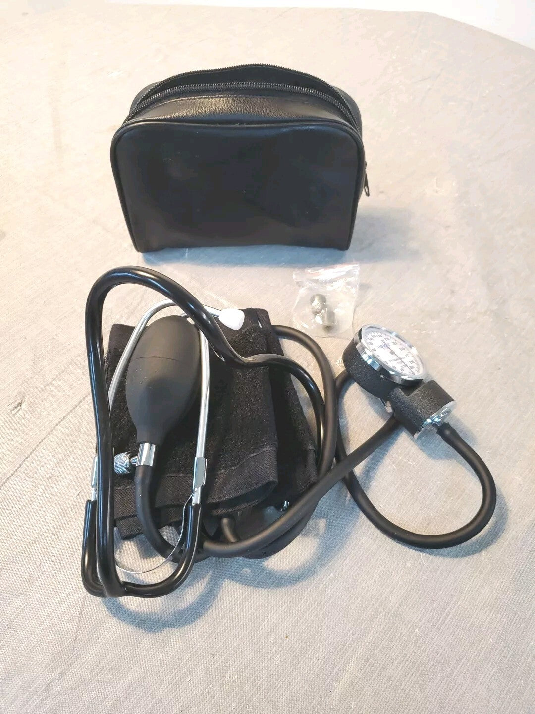 Equate Sphygmomanometer Blood Pressure With Stethoscope New Adult Size 9" To 17"