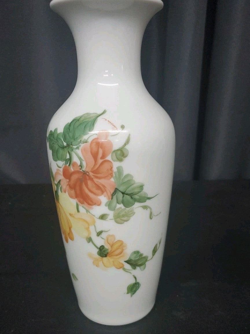 VINTAGE Kaiser Lauriane Golden Crown E & R FLORAL VASE 10"