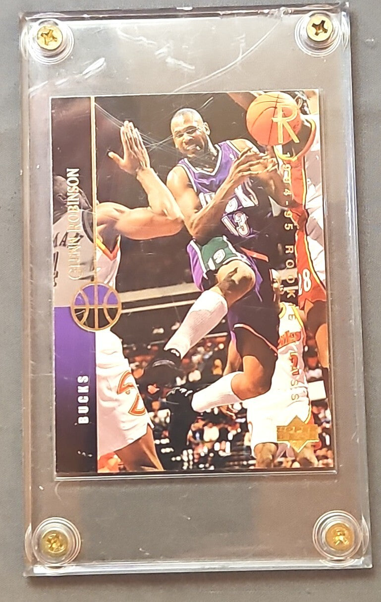 1994-95 Upper Deck Glenn Robinson #13 Two Basketball Cards Rookie Class Sealed