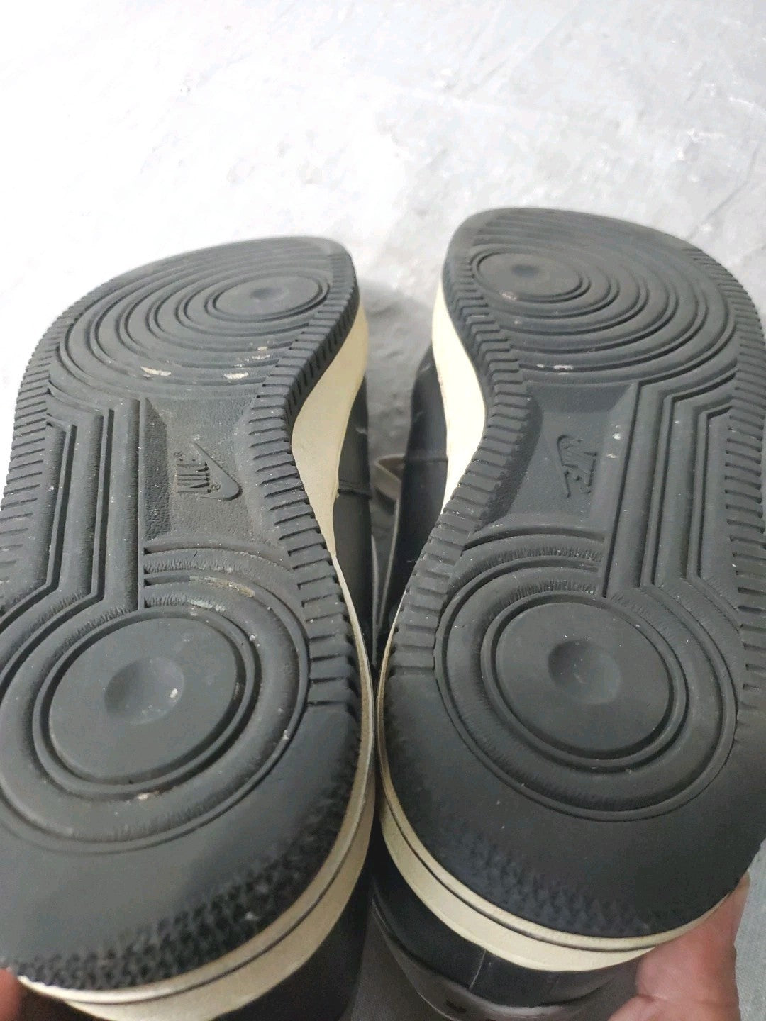 Nike Air Swoosh Size 10.5 Dark Blue