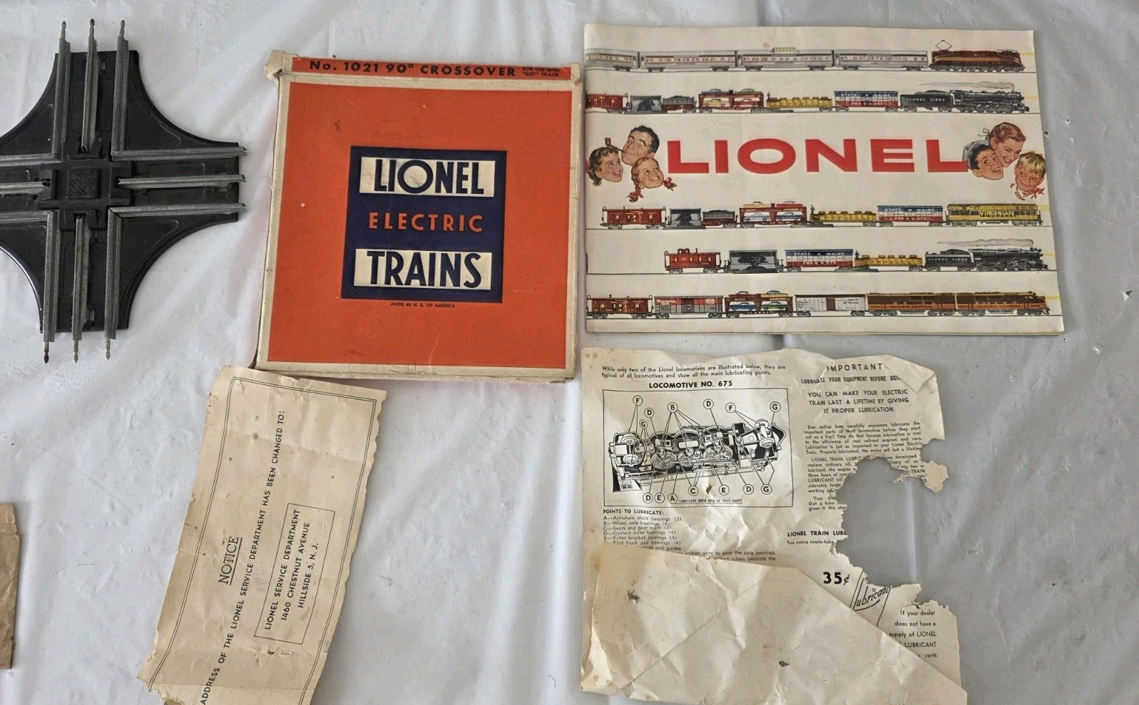 Lionel No 1021 90° Crossover And 36 Pcs O Gauge Track 027 And Papers