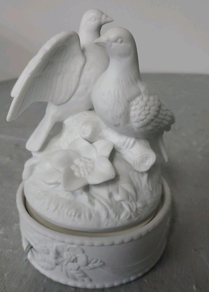 Vintage Music Box By Sanfranciscop Music Box Company  Rotating Doves