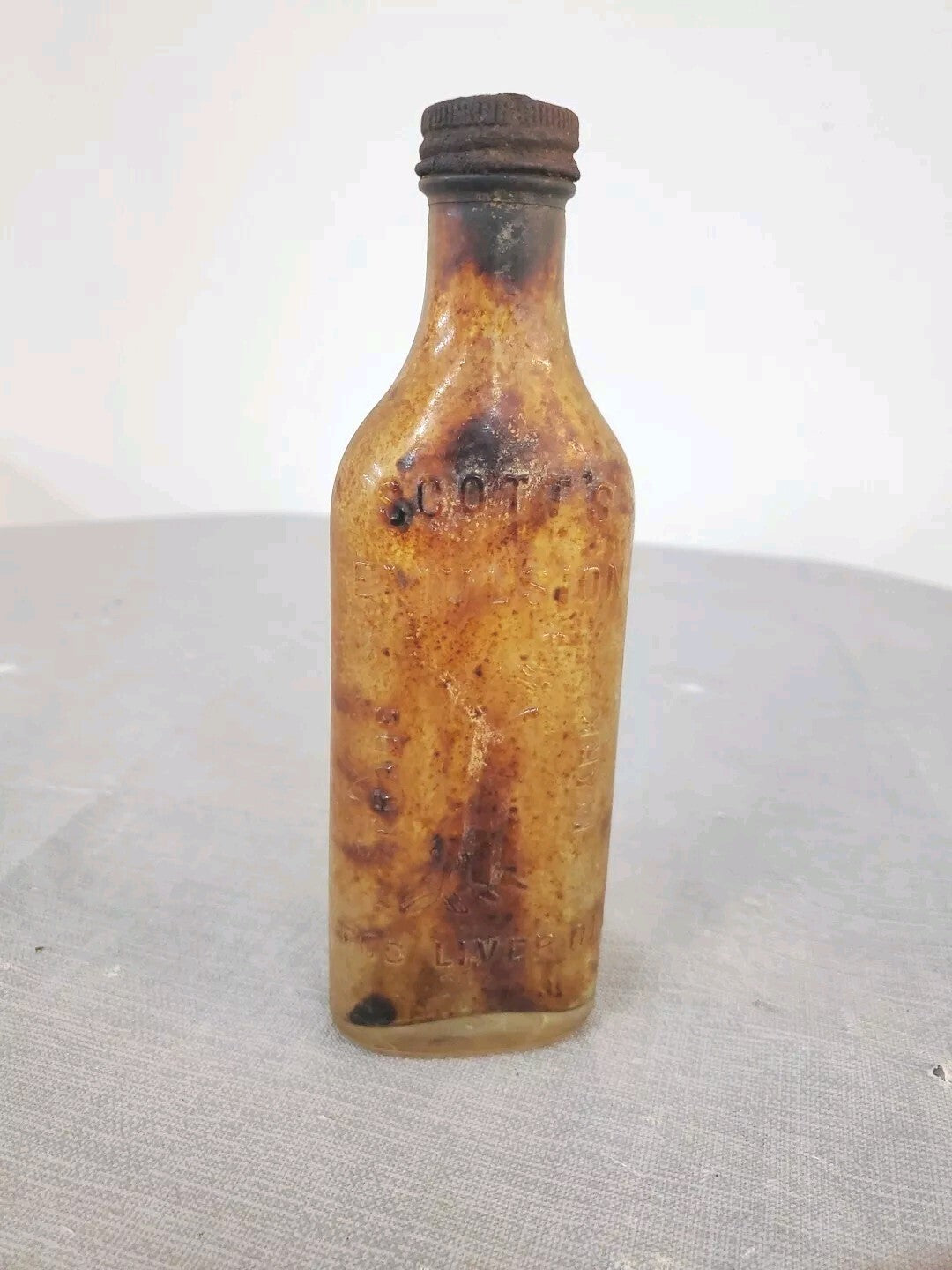 vintage scott s emulsion cod liver Oil Bottle