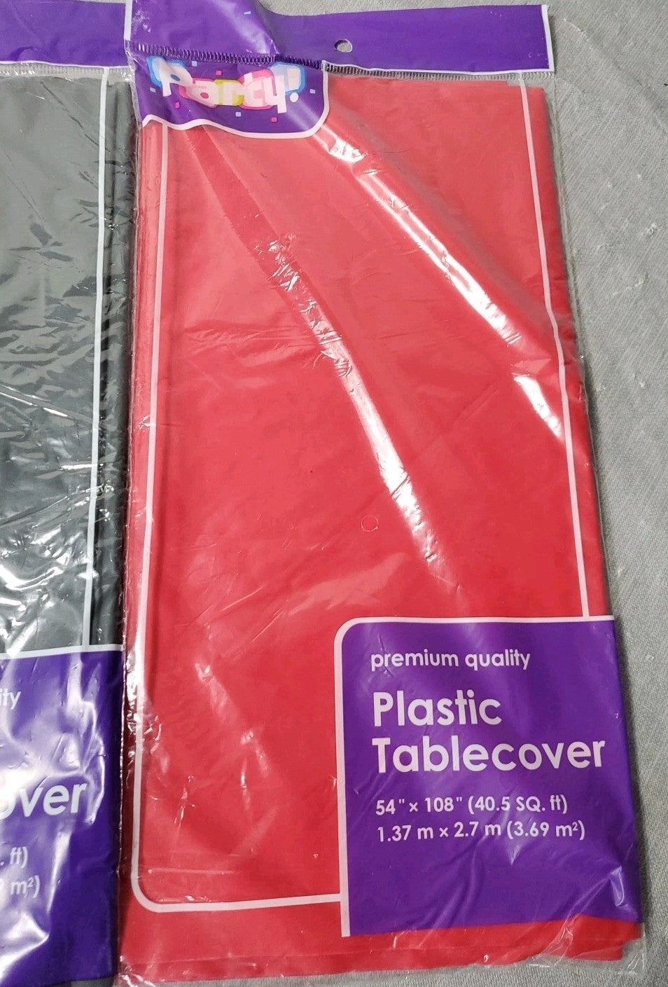 Party Premium Tablecover Black AND RED 54"×108"
