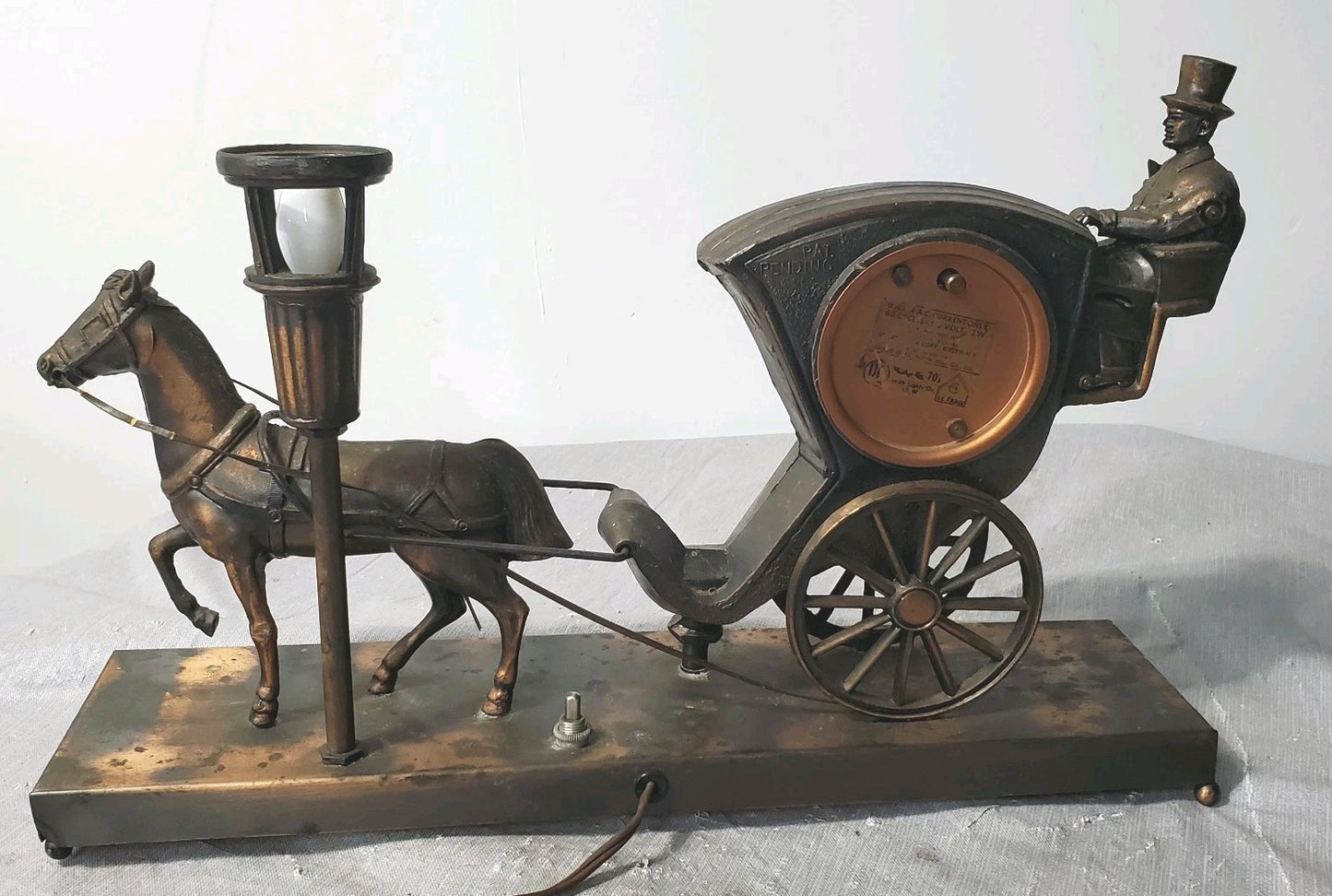 United Metal Goods Horse Carriage Model 701 Clock Doesn't Work 