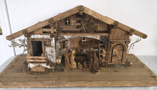Lignoma Nativity Set Hand Carved Made In Italy