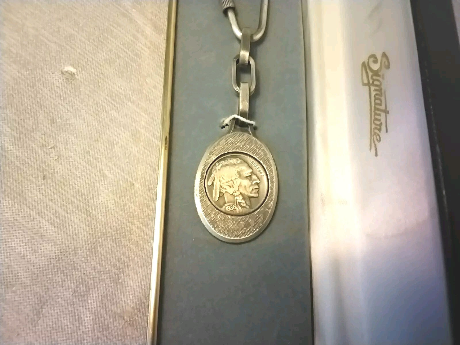 Signature buffalo nickel keychain With Case