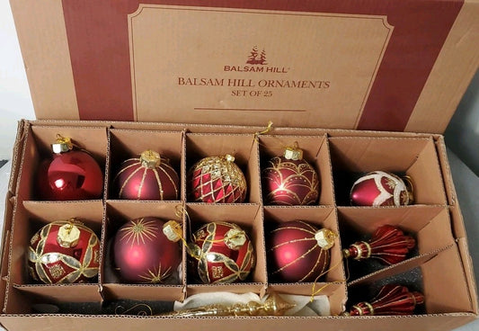 Balsam Hill Ornament Set Of 12 Beautiful  Ornaments For Trees Red