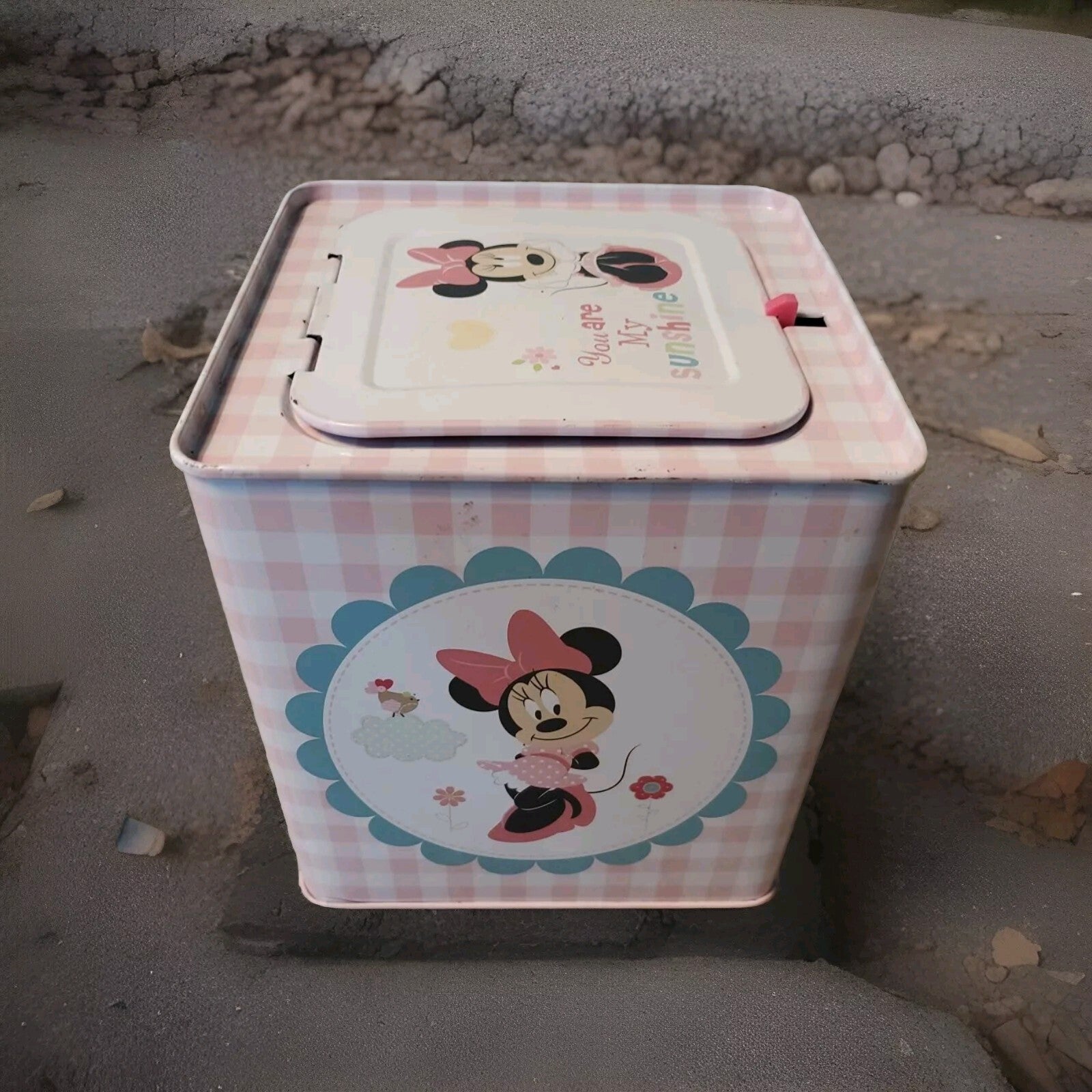 Disney 2014 Minnie Mouse "You Are My Sunshine " Musical Pop Up Minnie
