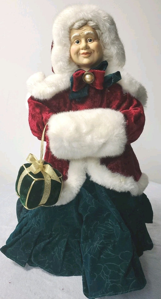Mrs Claus Tree Topper 20" Porcelain Face
