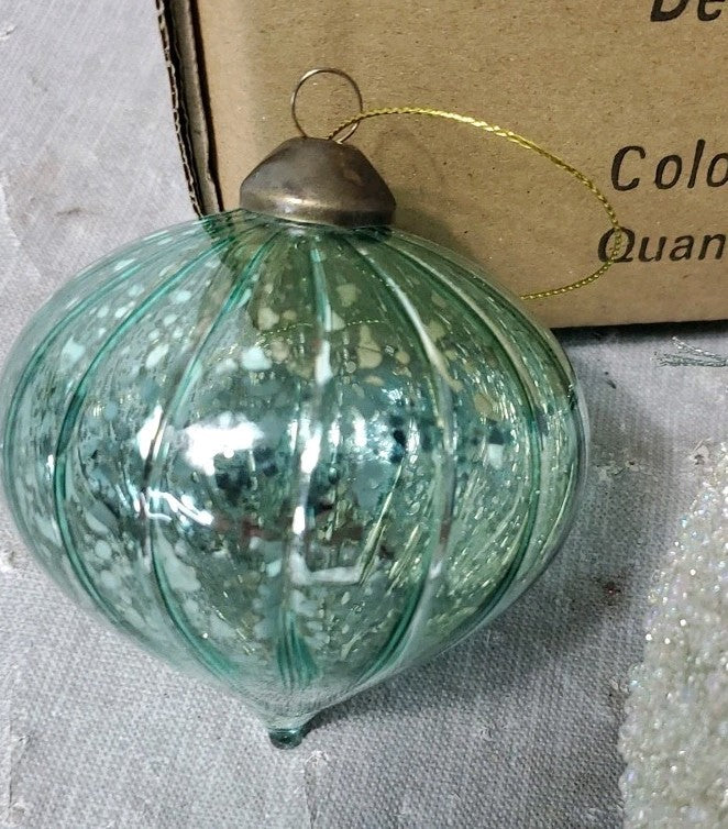 Holly Berry Glass Ornaments Set Of 5 Muticolor And Shapes Beautiful