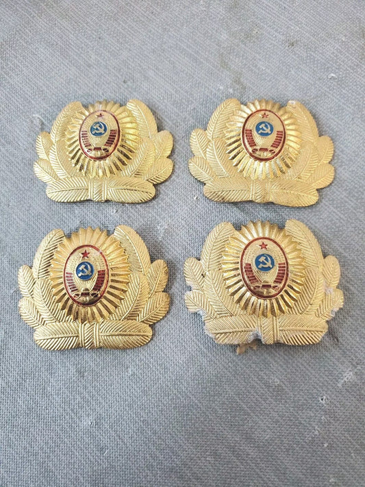 Vintage Lot Of 4 WWII Russian Cap Badges