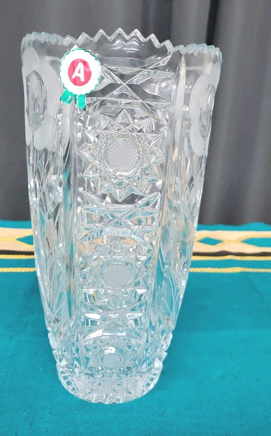 30 % Lead Crystal  Czech Bohemian Vase  Lace & Flower Cut 10"tall Vintage Heay