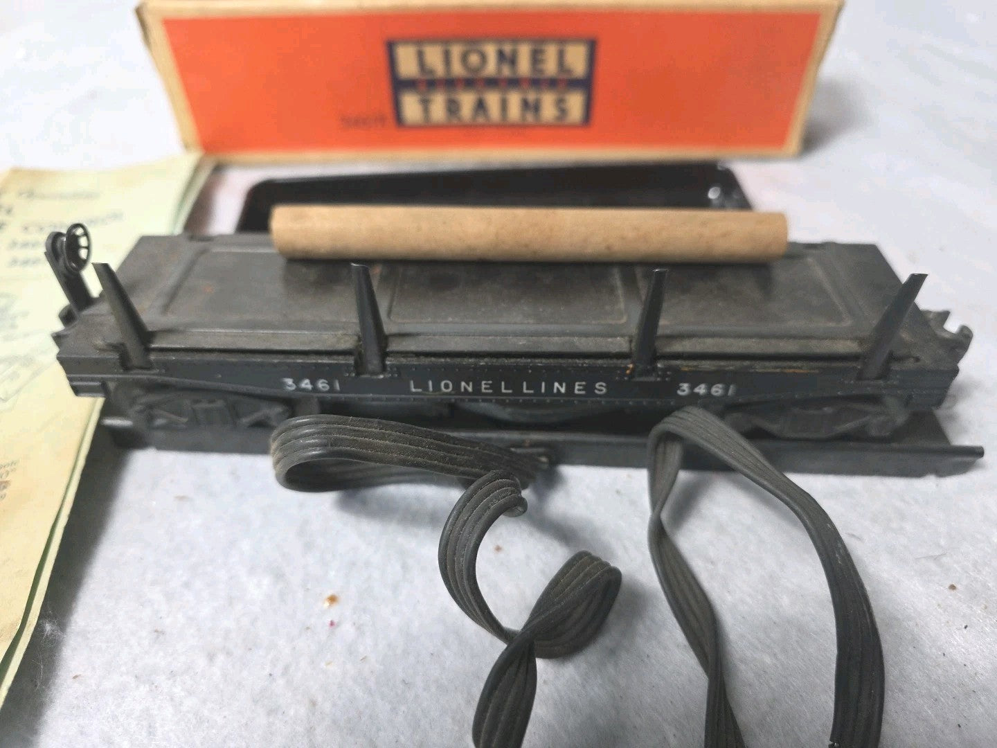 LIONEL #3461X  Operating Lumber Car  And #6019 Speical  Track  And Instructions 