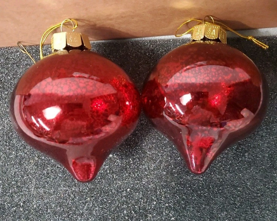 Balsam Hill Ornament Set Of 12 Beautiful  Ornaments For Trees Red & Gold