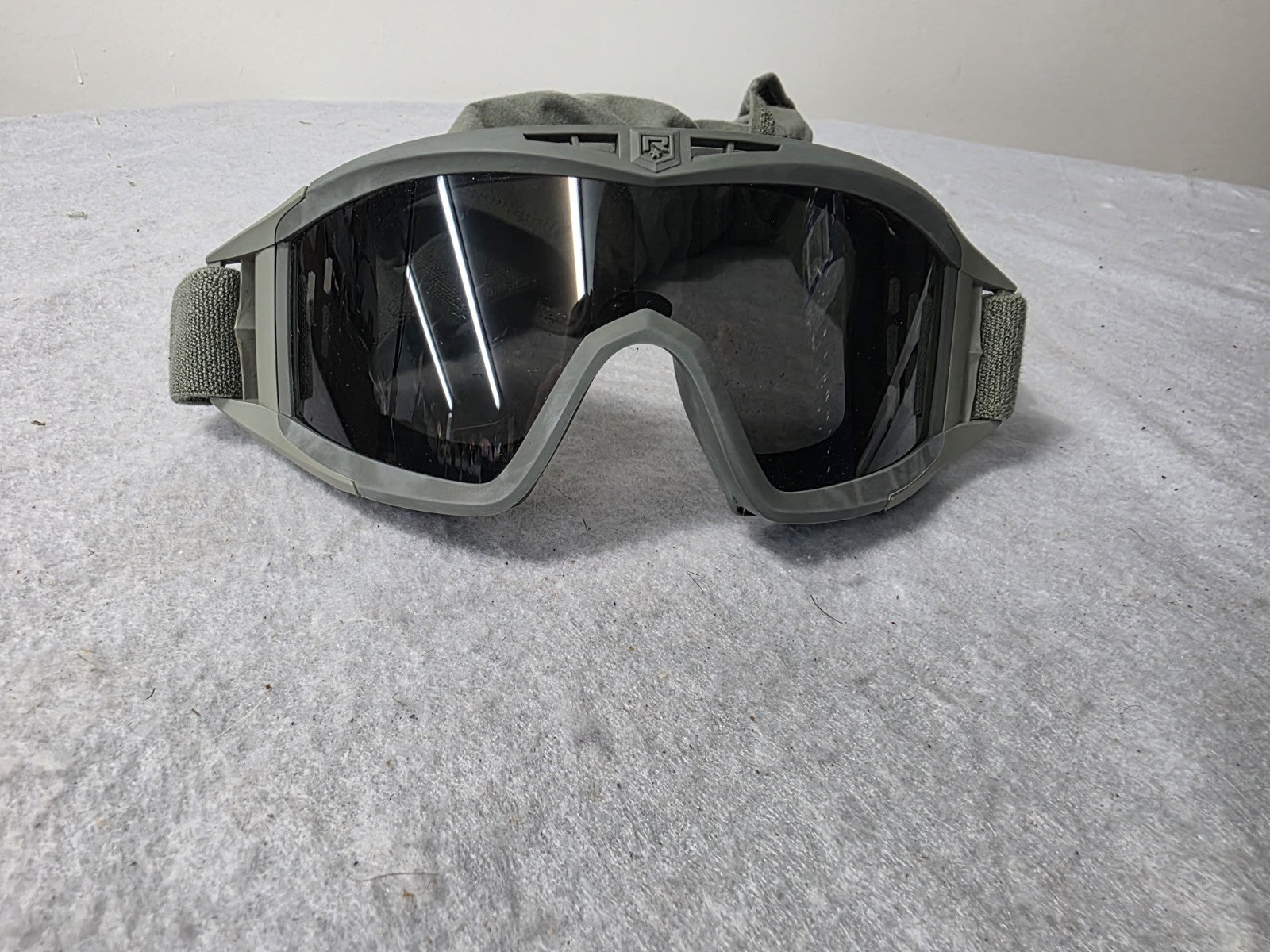 Revision Desert Locust USA Military Issue Goggles Foliage Green - Brand New