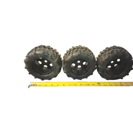 RC HPI Tires And Rims 3pcs 1/8  Nitro