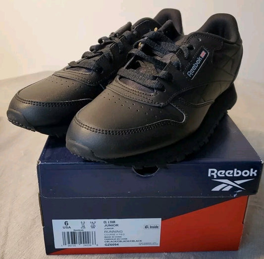 Reebox CL LTHR Junior Size 6 Black NIB