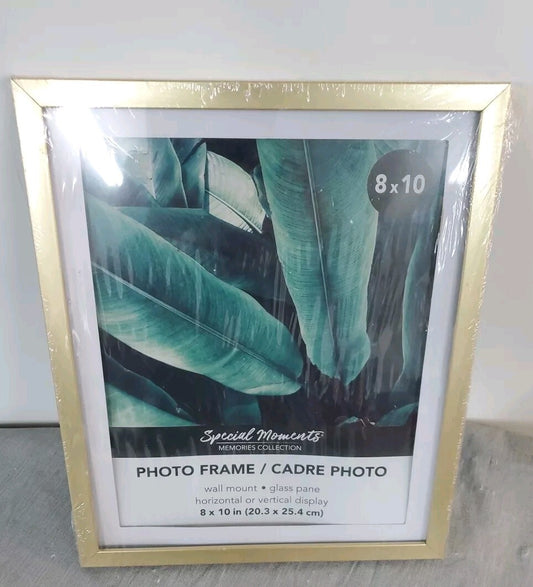 Gold 8x10 Photo Frame Wall Mount ; Glass Pane ; Horizontal Or Vertical Display